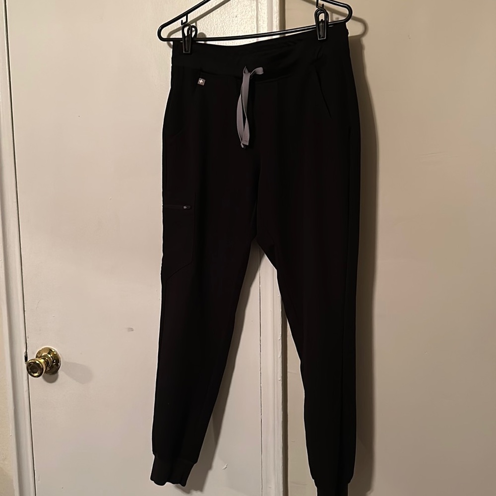Figs scrubs Zamora joggers size small regular in black and gray drawstring